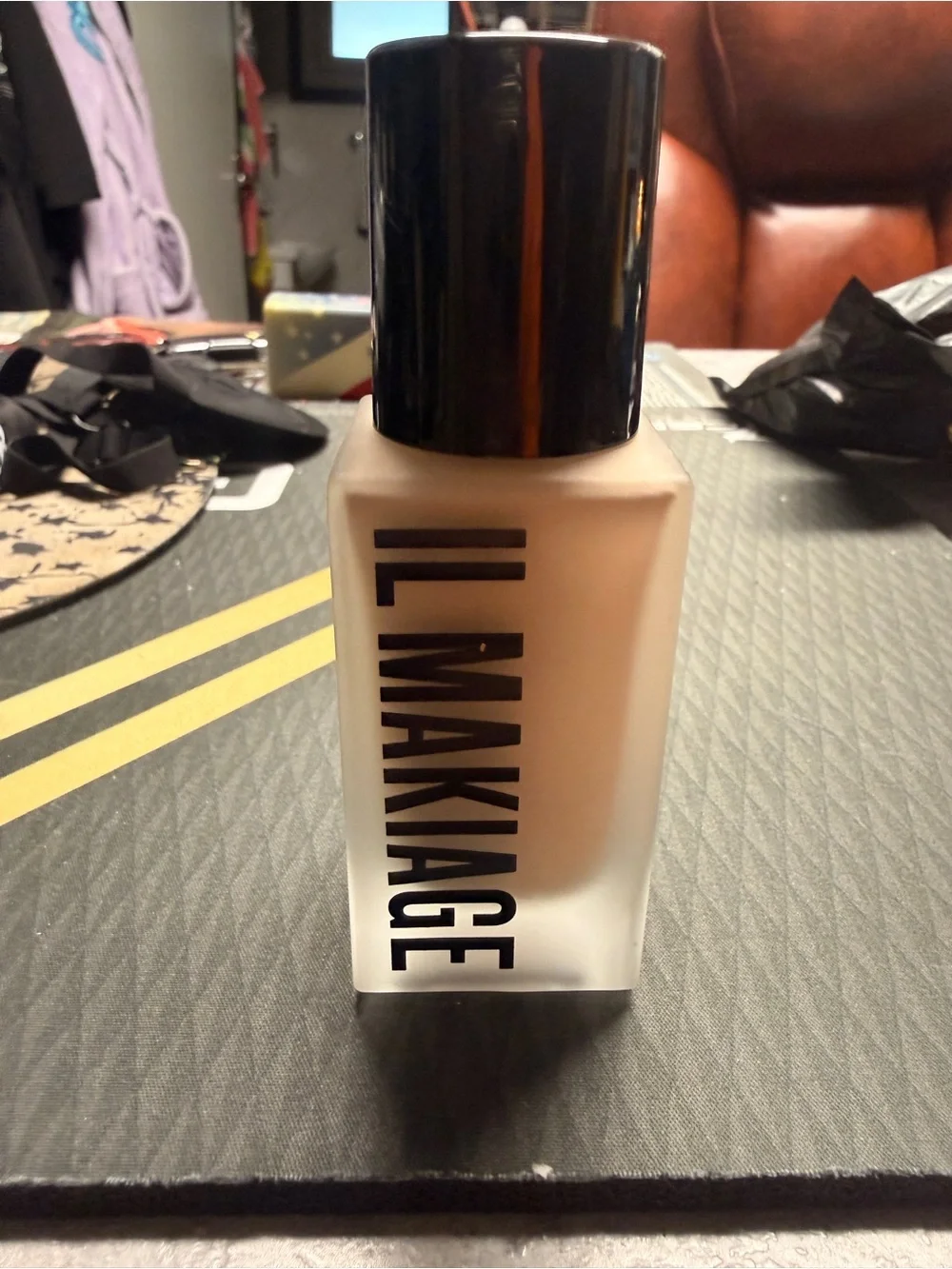 IL MAKIAGE Woke Up Like This Flawless Base Foundation - shade 020